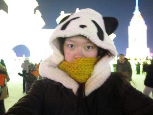 You can't see in this photo, but I was wearing 5 layers on my legs and 6 layers on my torso.